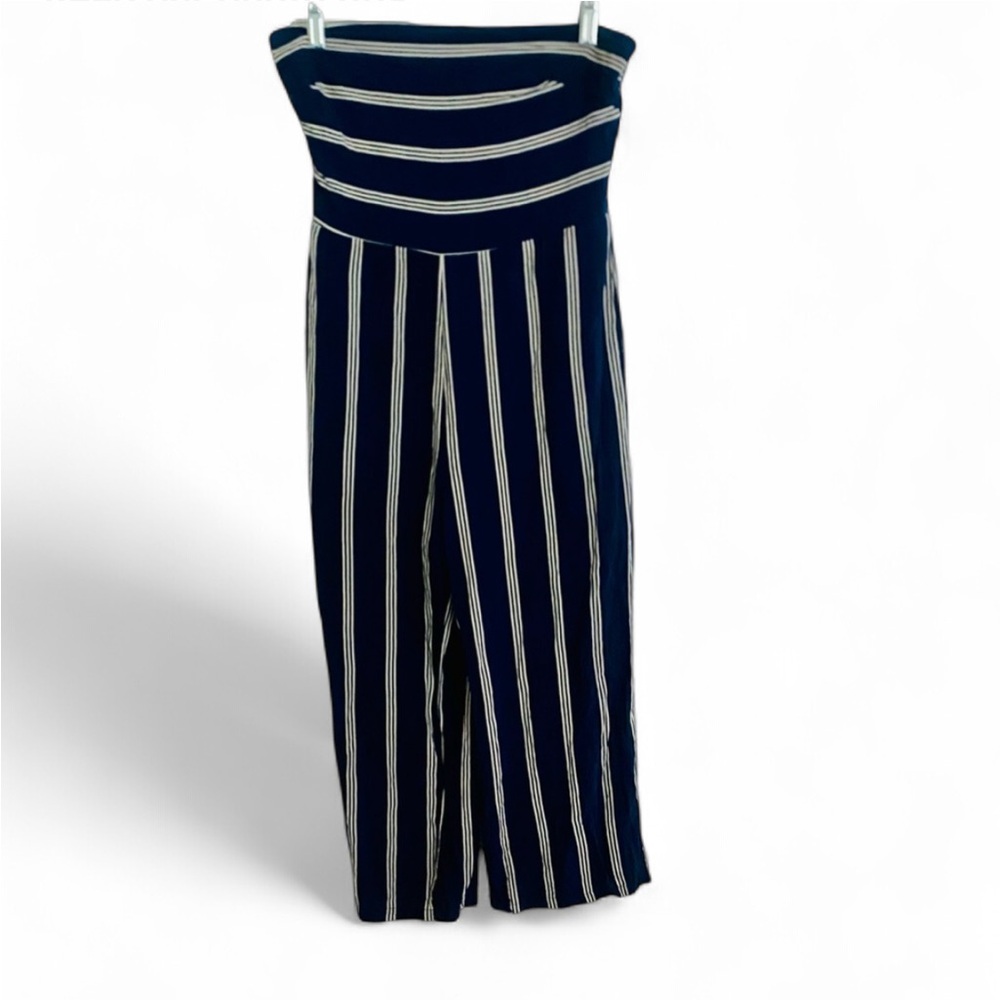 VAGABOND NAVY BLUE AND WHITE STRIPE STRAPLESS JUMPSUIT RESORT COMFY SIZE SMALL